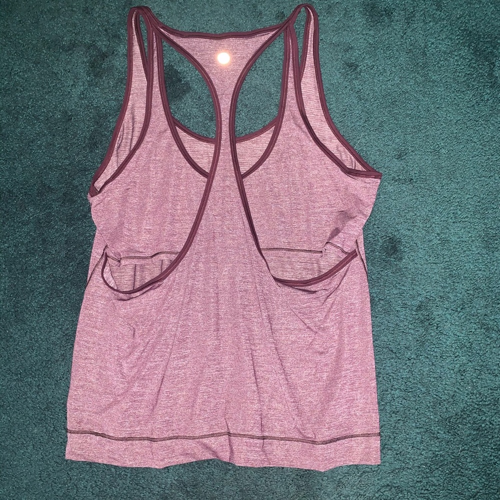 Maroon run the day Lululemon tank ❤️💜
